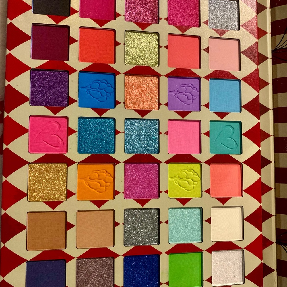 NWT Beauty Creations Remi Circus Clown Palette - Picture 7 of 15